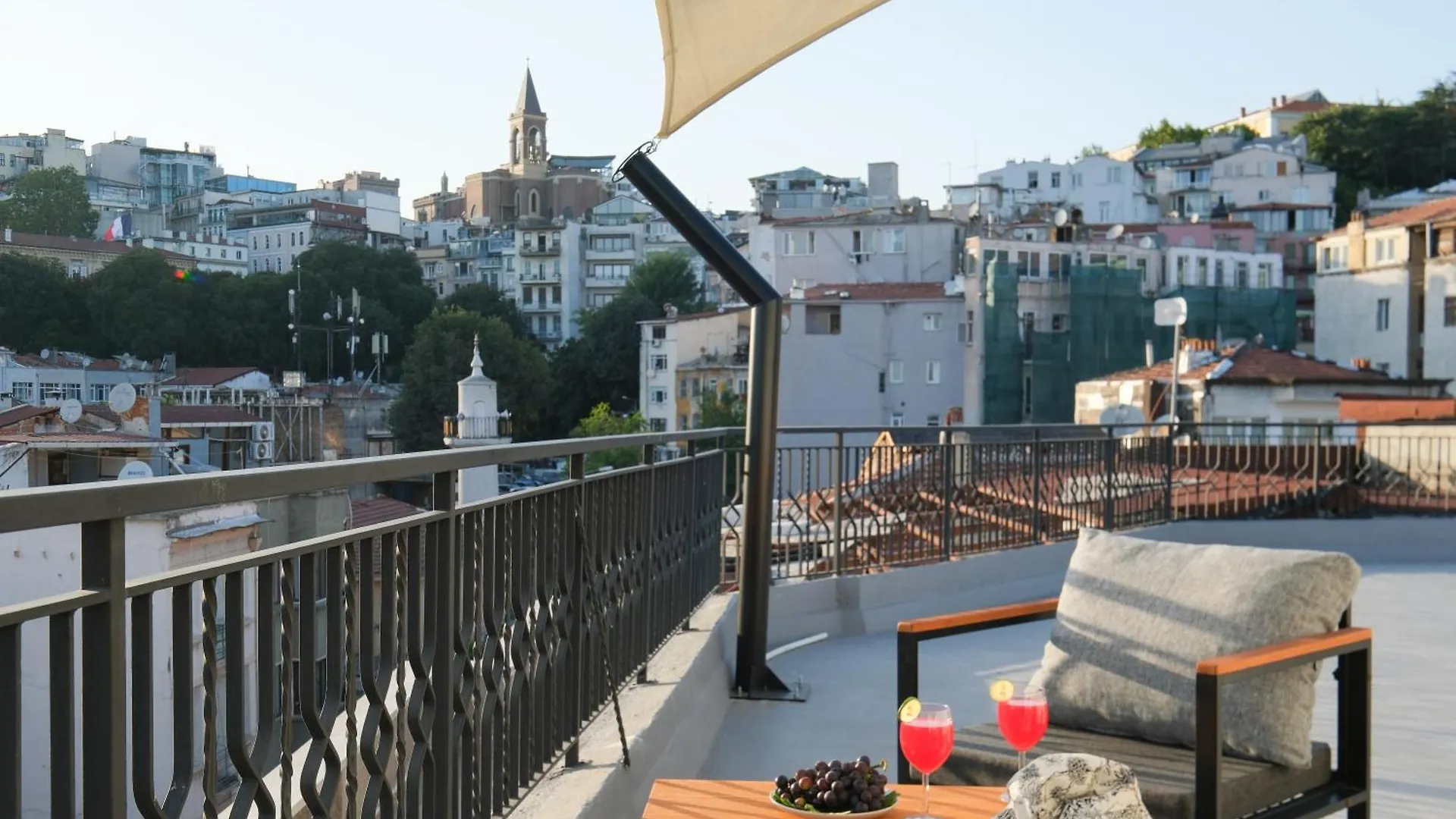 Urban Quarters - Bogazkesen Aparthotel Istanbul Turkey