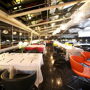 4* Hotell Cartoon